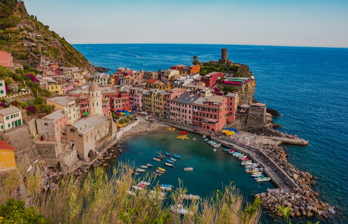 Cinque-Terre-â-Genova-700x450